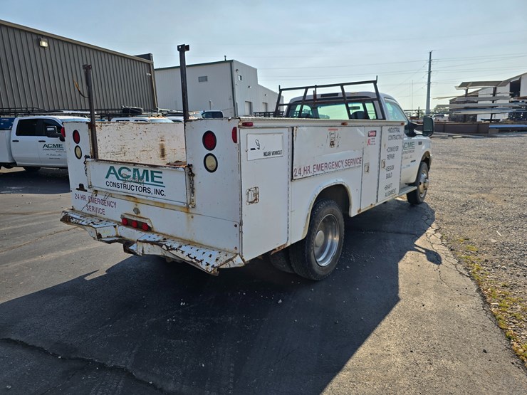 2000-ford-f550-image-22