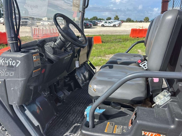 2016-kubota-rtv-x900-image-15