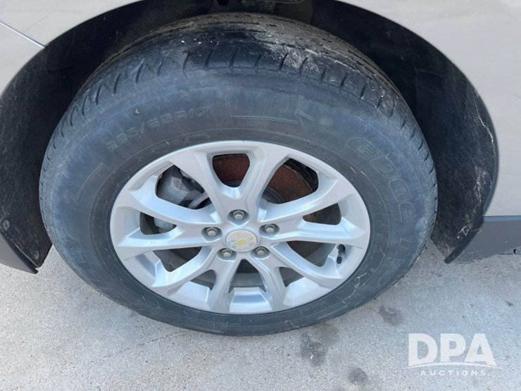 2018-chevrolet-equinox-lt-image-19