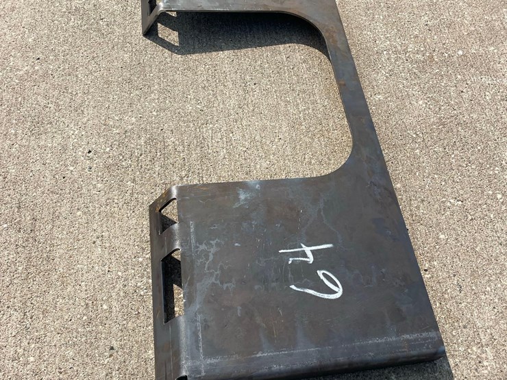 skidloader-open-back-plate-image-6