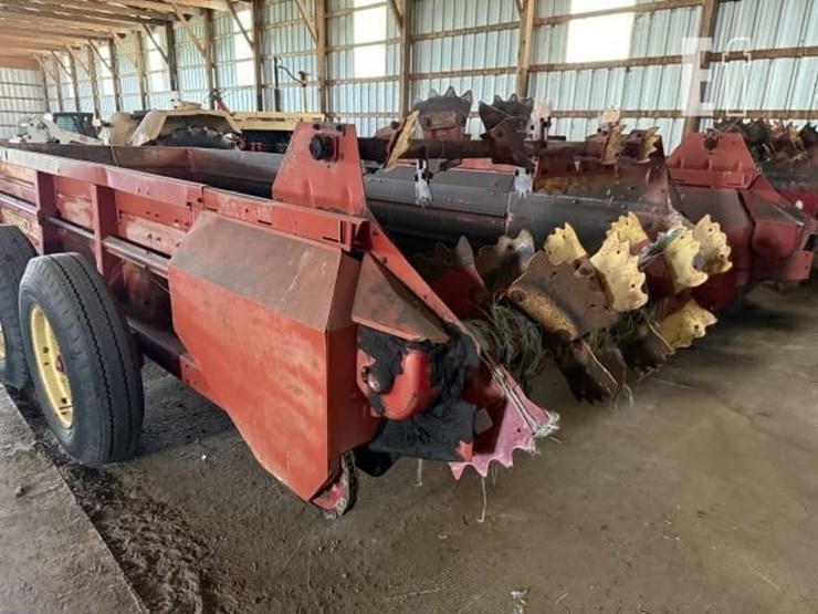 new-holland-791-image-9