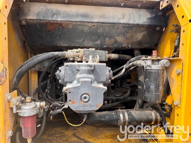 2006-komatsu-pc200-lc-7-image-19