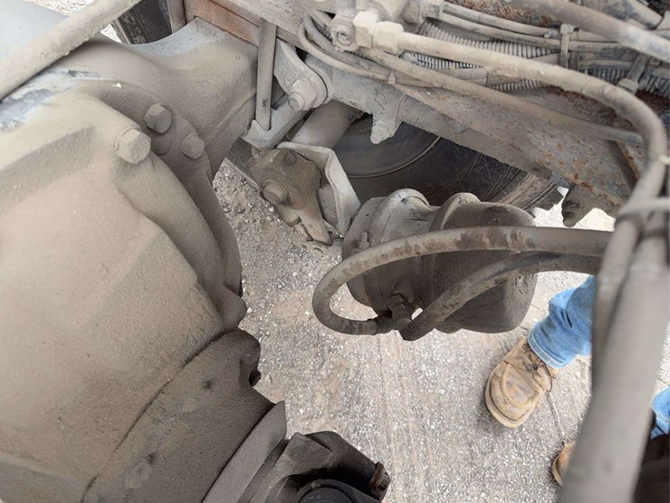 2001-kenworth-t300-image-29