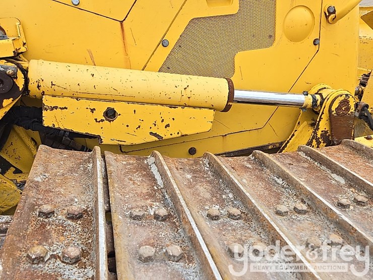 2020-komatsu-d61px-24-image-37