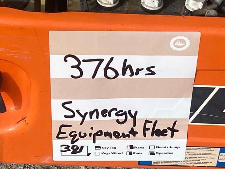 2018-jlg-3246es-image-21