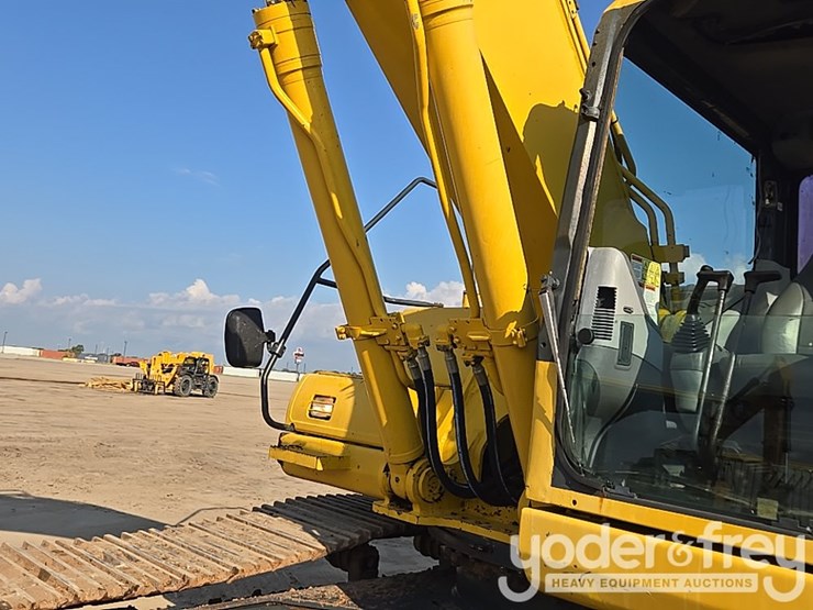 2005-komatsu-pc300-lc-7-image-32