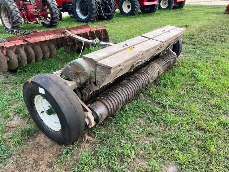 brillion-seeder-image-2