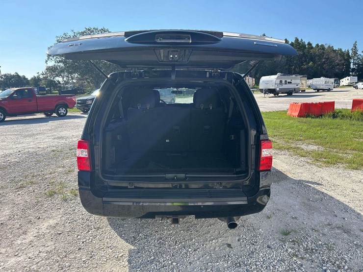 2017-ford-expedition-image-22