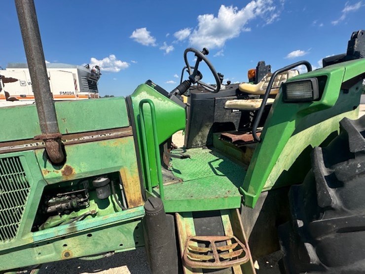 john-deere-6400-image-17