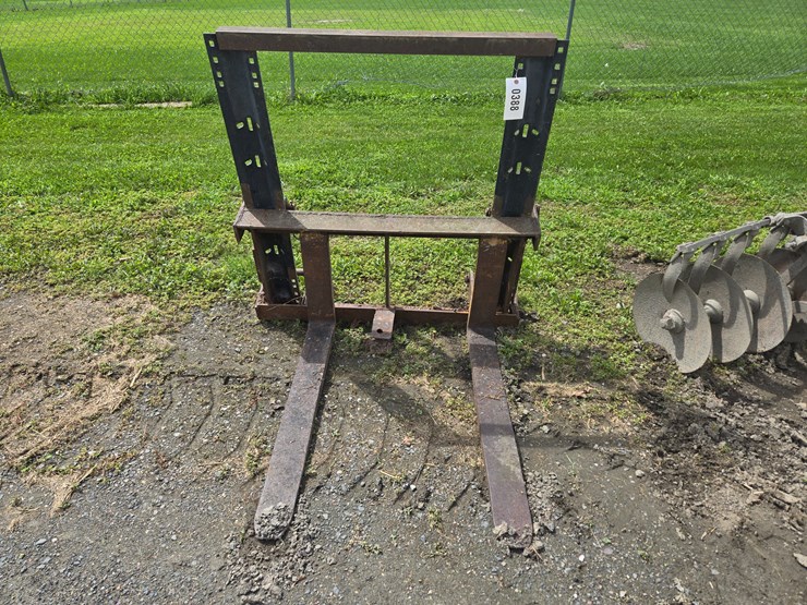 #388-•-pallet-forks-image-1
