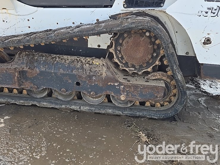 2019-bobcat-t590-image-16
