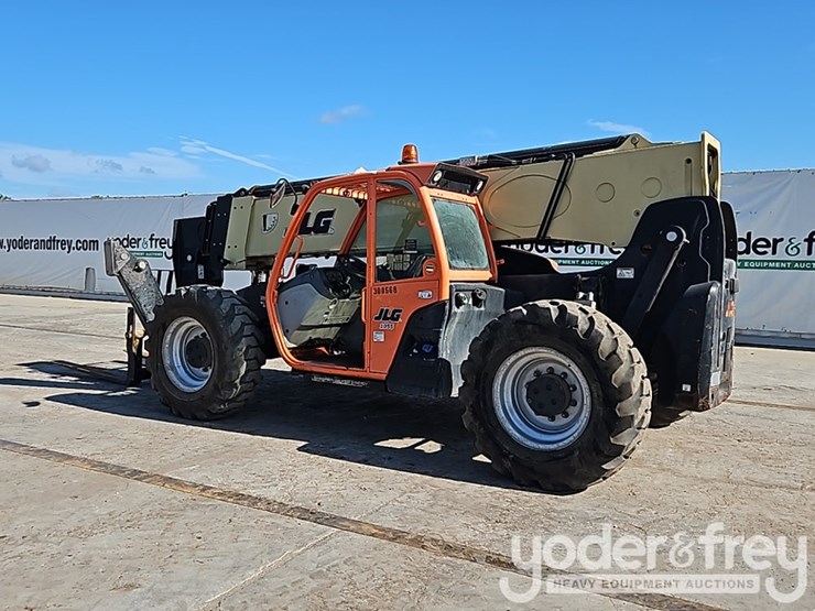 2018-jlg-1055-image-3