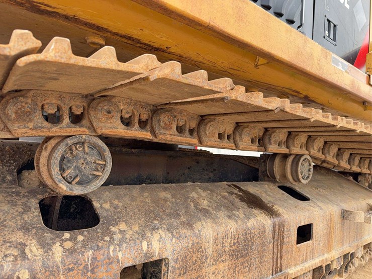 2013-caterpillar-329el-image-13