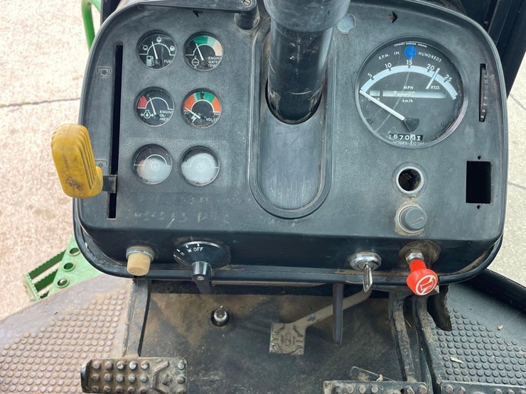 john-deere-4640-image-46