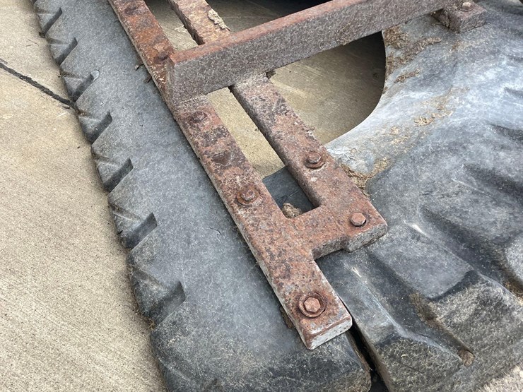 skidloader-8ft-tire-scraper-image-6