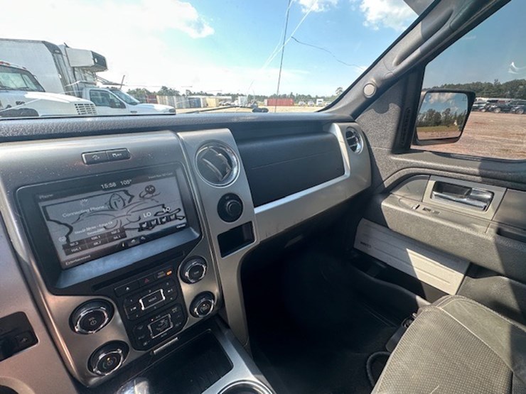 2014-ford-f150-image-46