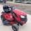 2011-craftsman-yt3000-riding-mower-image-2