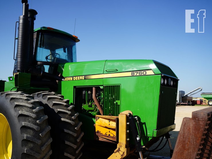 1990-john-deere-8760-image-22