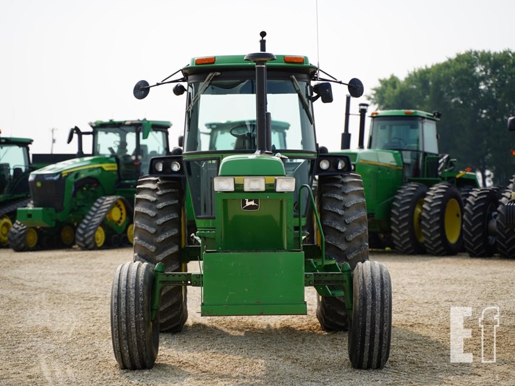 1976-john-deere-4230-image-2