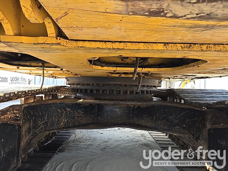 2015-caterpillar-336-f-image-41
