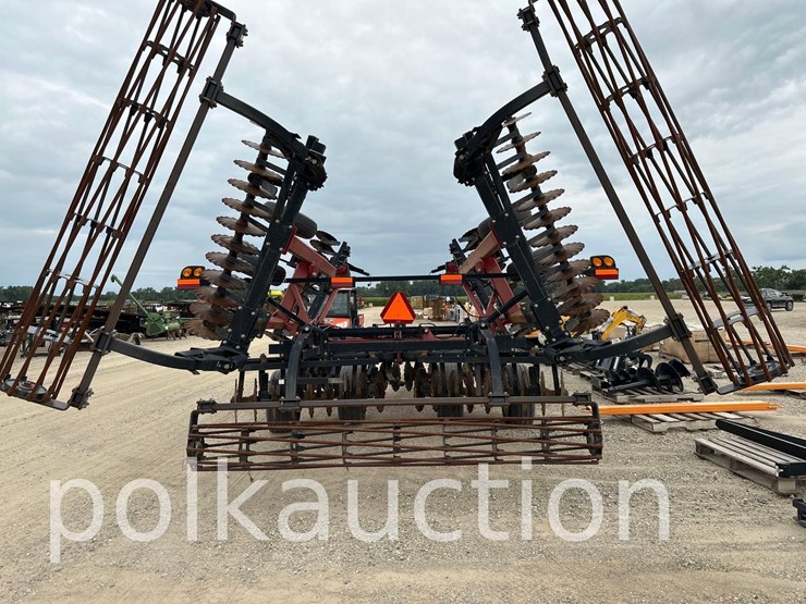 case-ih-330-image-9