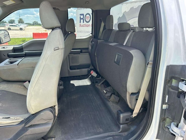 2016-ford-f150-image-21