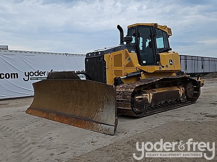 2018-deere-850k-lgp-image-1