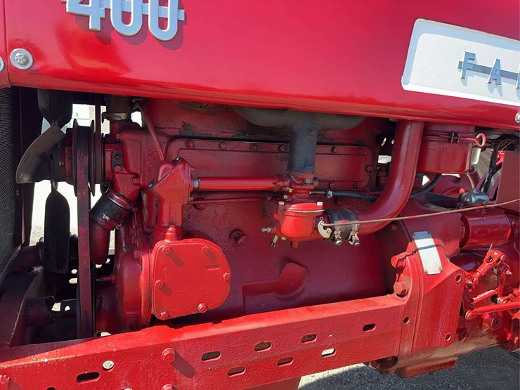 1955-farmall-400-2wd-tractor-image-21