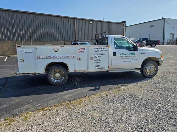 2000-ford-f550-image-26