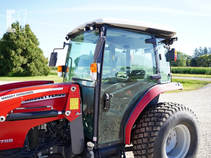 2014-massey-ferguson-1758-image-10