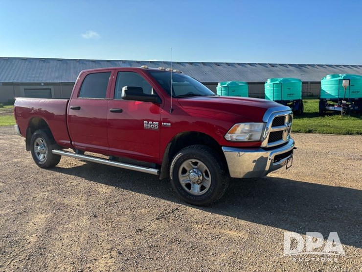 2014-dodge-ram-2500-image-15