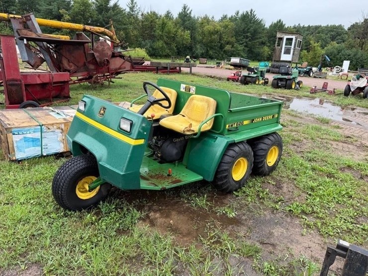 john-deere-gator-image-1
