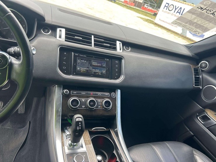 2016-land-rover-range-rover-image-16