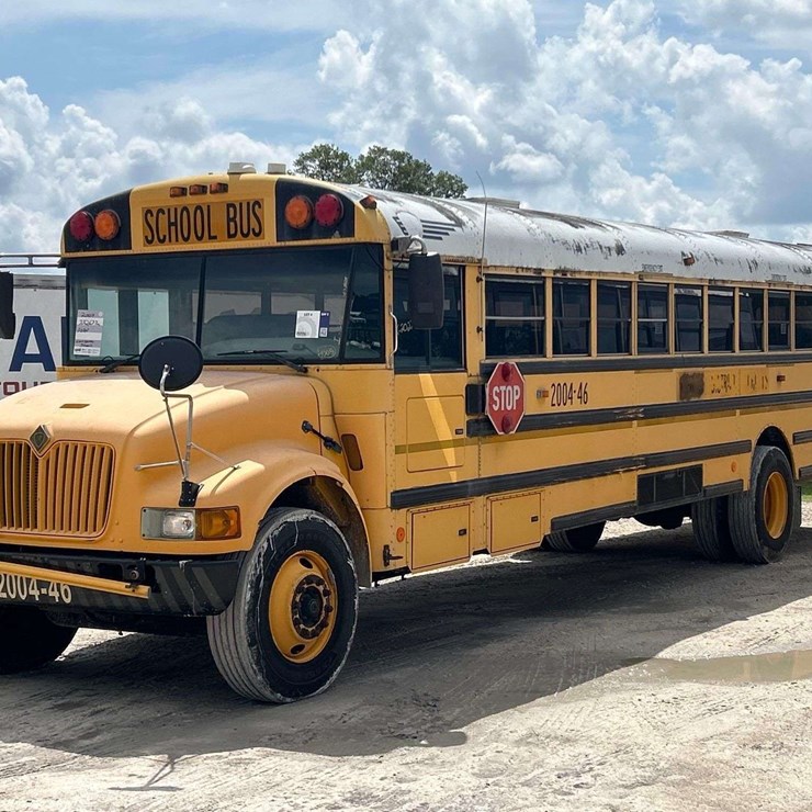 2004 IC Corporation 3000IC School Bus