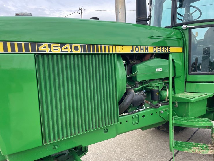 john-deere-4640-image-29