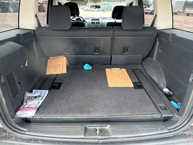 2010-dodge-nitro-image-10