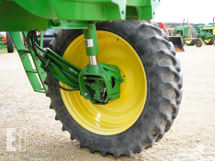 2007-john-deere-4720-image-14