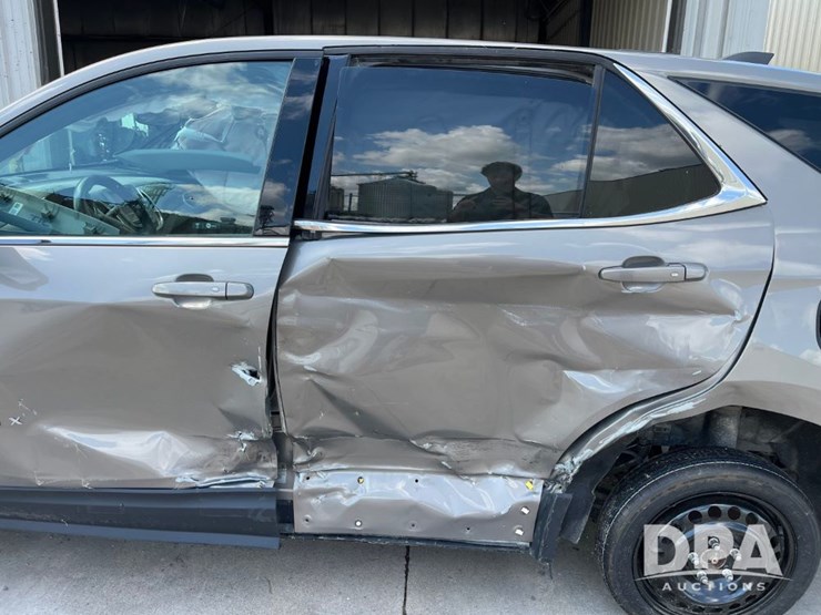 2018-chevrolet-equinox-lt-image-34