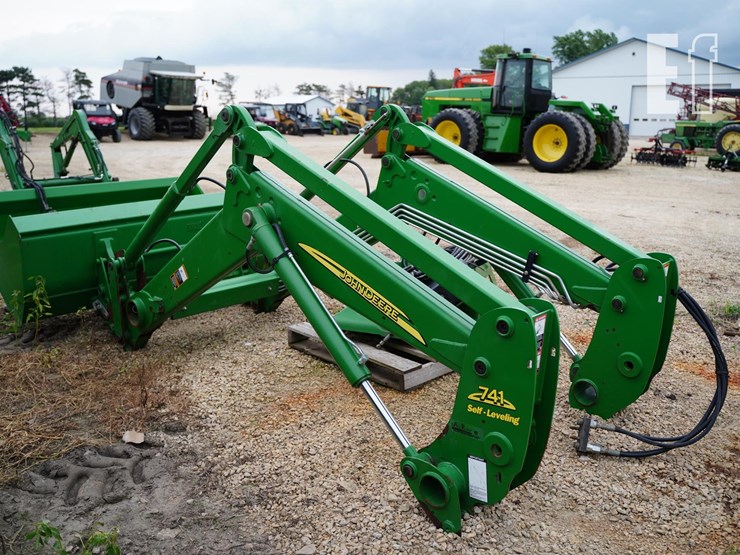 2008-john-deere-741-image-3