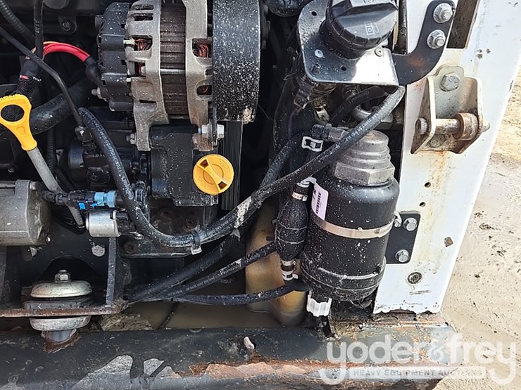 2019-bobcat-t590-image-38