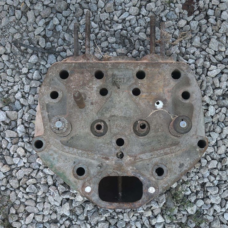 John Deere Model G Head