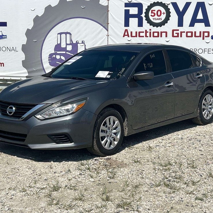 2016 Nissan Altima 2.5 Sedan