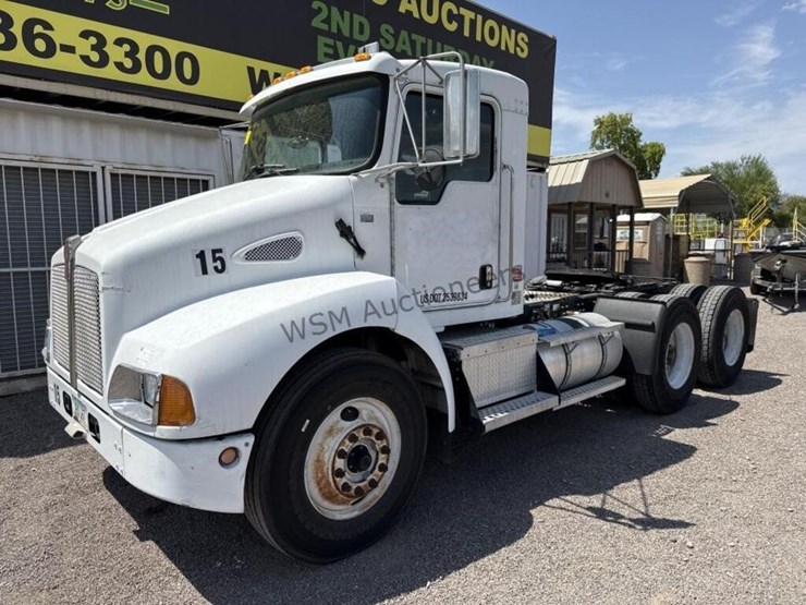 2006-kenworth-t300-image-2