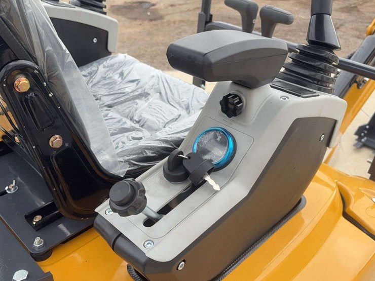 sdlanch-sdle20-mini-excavator-image-19