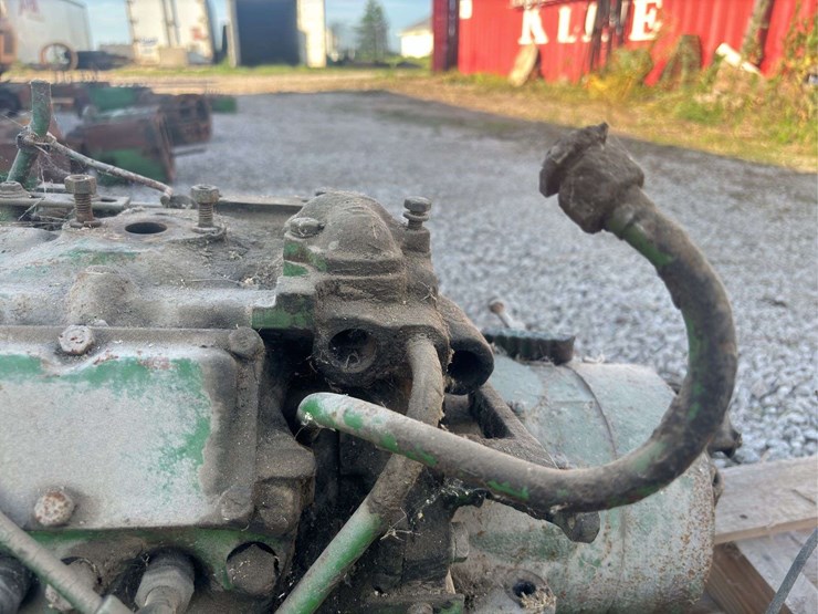 john-deere-4-cylinder-pony-motor-image-16