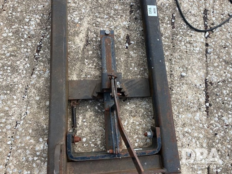 rear-hitch-(jn2732)-image-4