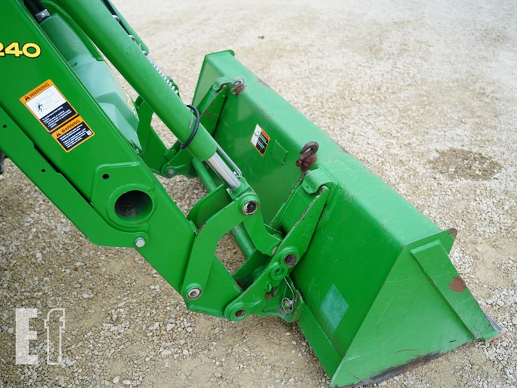 2013-john-deere-5100e-image-20