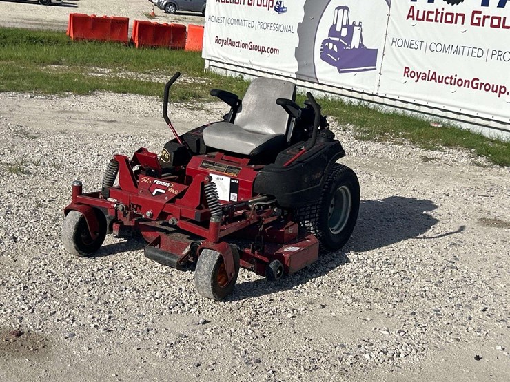 ferris-52in-zero-turn-mower-image-1