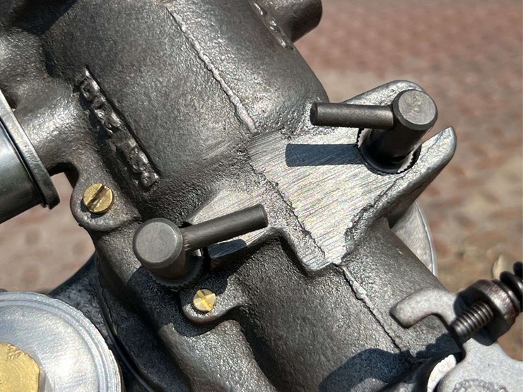 marvel-schebler-dltx67-carburetor-image-7