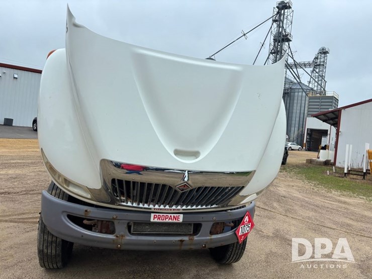 2013-international-durastar-4400-image-25